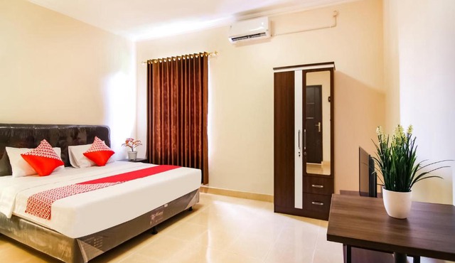 OYO 90186 Grand Aster in Yogyakarta