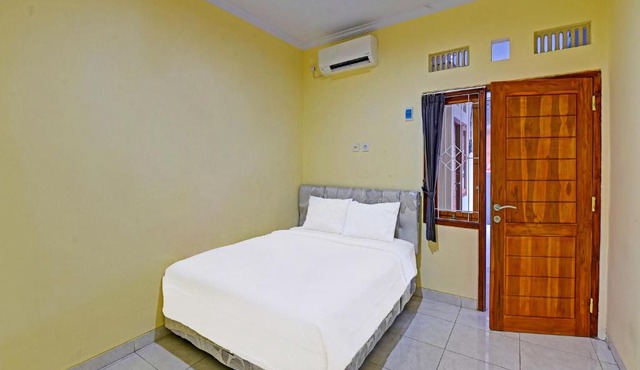 OYO 90823 Casa Jupiter Shine in Denpasar