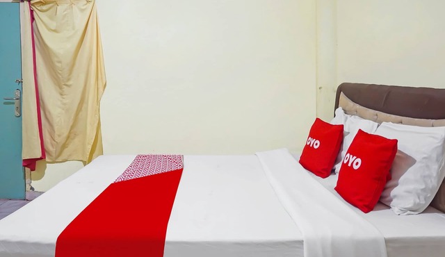 OYO 91766 Fortuna Hotel Syariah in Paiton