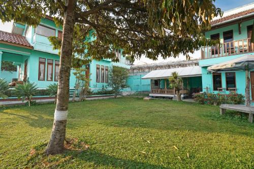 OYO 93248 Villa Syariah Astuti Lestari in Bandung