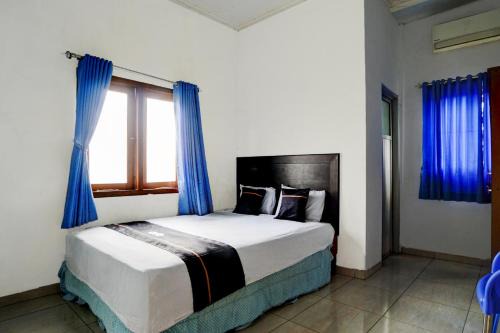 OYO 94818 Sabina House Syariah in Blitar