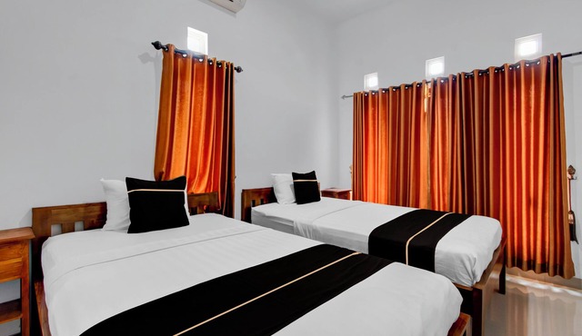 OYO 95088 Homestay Omah Pring in Banguntapan