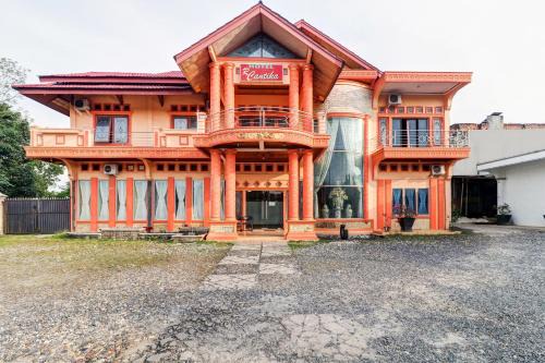 OYO Life 11350O Hotel R Cantika Syariah in Bangko