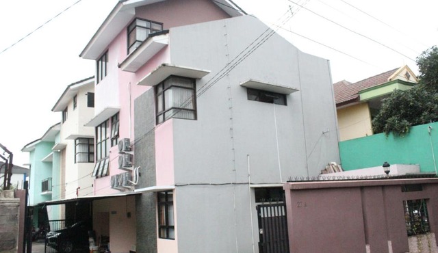OYO Life 3162 Raihan Residence in Depok