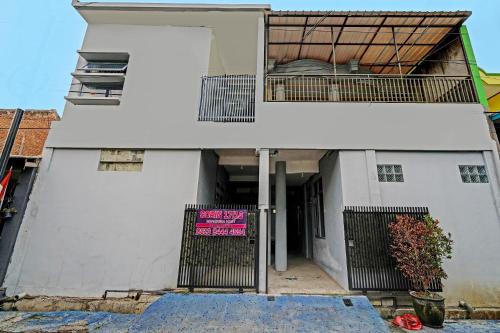 OYO Life 91592 Aaliya Guest House Syariah in Lebakwangi