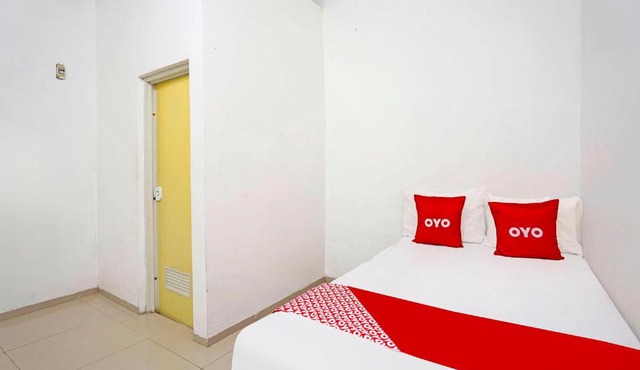 OYO Life 91670 Mannsur Homestay Syariah in Sidoarjo