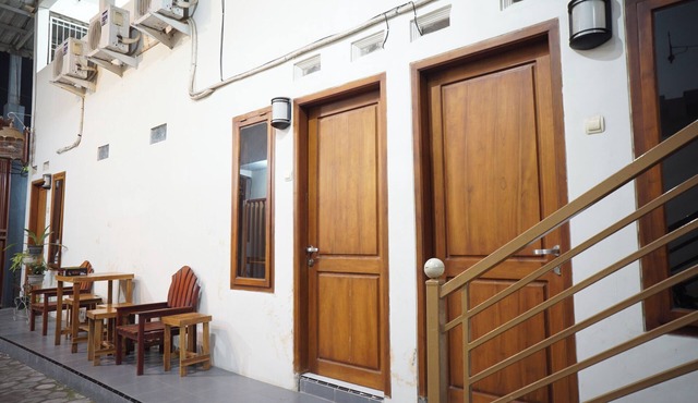 OYO Life 93038 Kost Putra Malilah in Lumajang