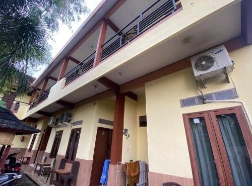 OYO Life 93407 Kos Sweta in Cakranegara