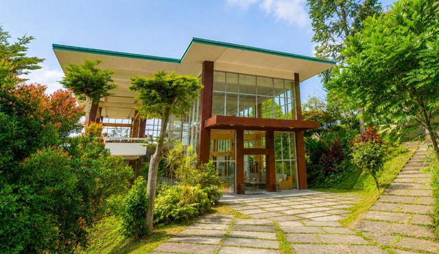 Palette Hotel Pondokan Tjiburial in Bandung