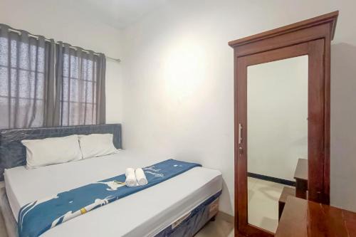 Pasadena House Semarang Mitra RedDoorz in Kalibanteng-kidul