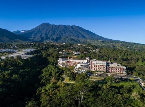 Pesona Alam Resort & Spa in Puncak