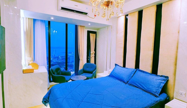Pollux BAKAF Apartment - TOP FLOOR 55th SEA VIEW AND CITY - BATAM CENTER in Kepulauan Riau