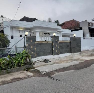 Pondok Ciremai Homestay in Majalengka
