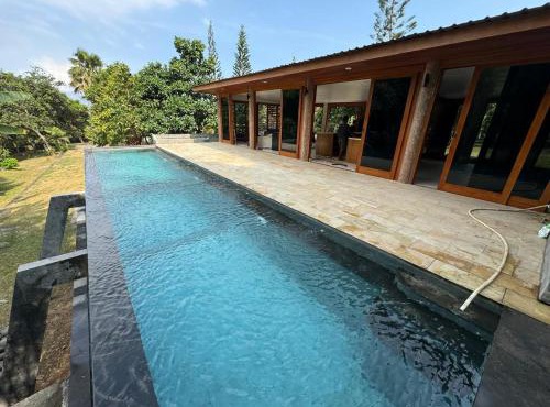 Pool Villa - Villa Grogol Estate in Sumberbuluh