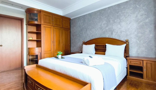 Prestige 3Br And Connecting Tunjungan Plaza Mall At Kondominium Regensi Apartment in Surabaya