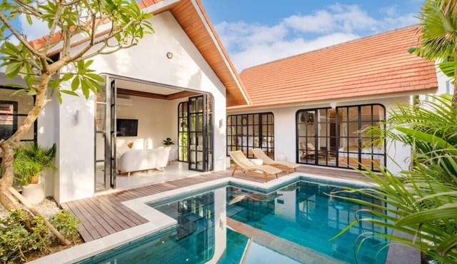 Prime Canggu, 3BR Private Pool Villa by Orivista , 2Min - Finns & Atlas in Canggu
