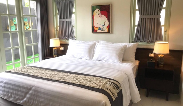 Private 3 Bedroom House with Full Kitchen and Living Room in Denpasar