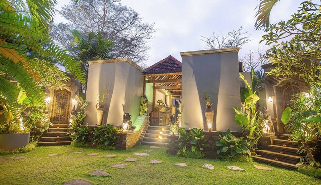 private 4-bedroom villa with Infinity pool in peaceful Ubud in ubud