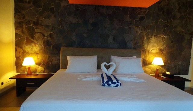 Private & charming 3-bedroom villa with ocean view in North Bali in Sukasada