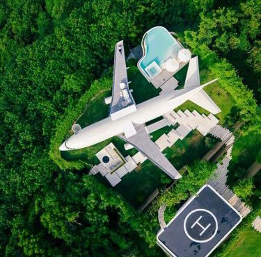 Private Jet Villa Uluwatu in Uluwatu