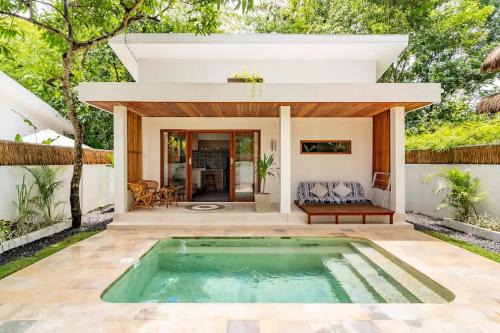 Private Pool Villa Retreat NAMU no2,no4,no5,no6 in Kuta Lombok