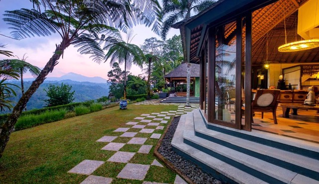 Puri Naga Toya Bali -Escape with Style for Families in Penginyahan