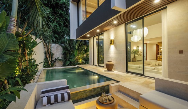Quiet Luxury Villa Uluwatu. Private Pool, Workspace, Airport Pick Up & Butler in Bali