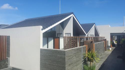 R7 Cottages Pangandaran in Cikembulan