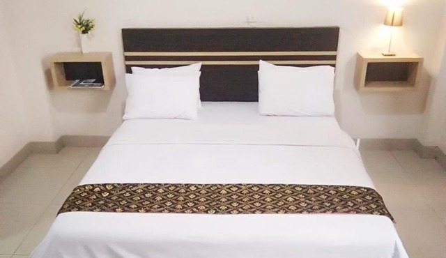 RAFANA SYARIAH HOTEL in Pekanheran
