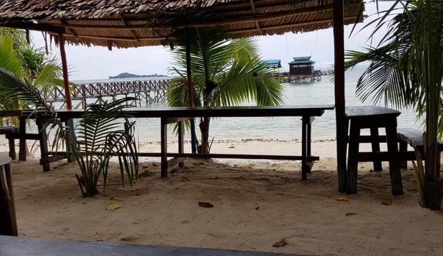 Raja Ampat Caballa in Saonek