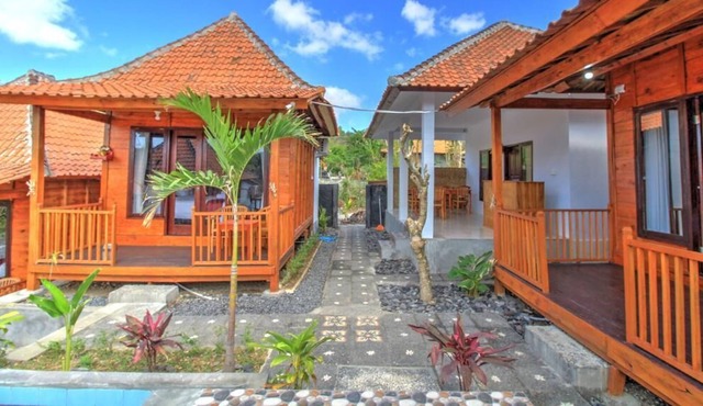 Raja Bungalow by Wizzela in Nusa Penida