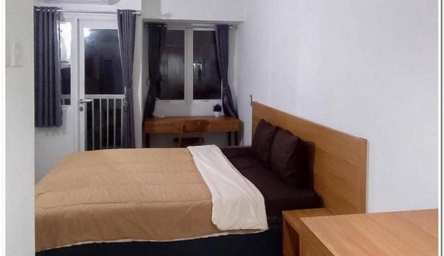 RedDoorz Apartment at Grand Sentraland Karawang in Telukjambe