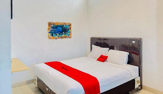 RedDoorz At Damai Guest House Kabanjahe in Kabanjahe