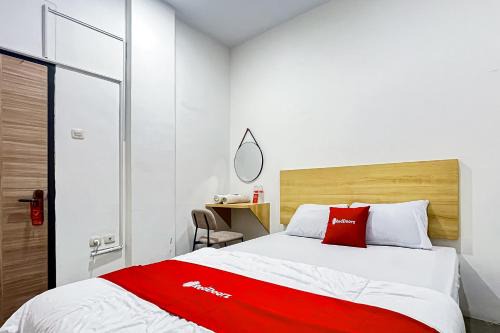 RedDoorz at PBInn near Stasiun Juanda in Jakarta