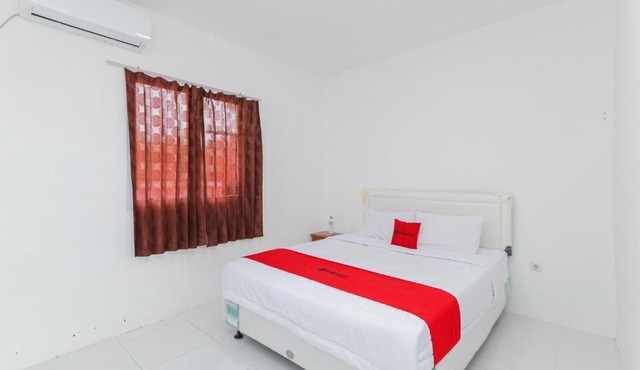 RedDoorz near RSUD Banten Serang in Banjar