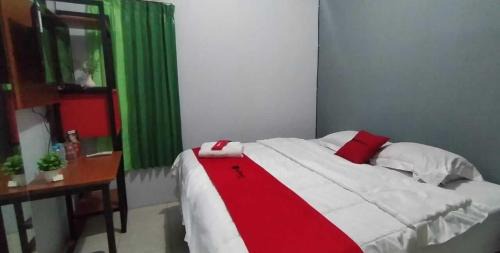 RedDoorz Plus near Alun Alun Sumenep in Sumenep