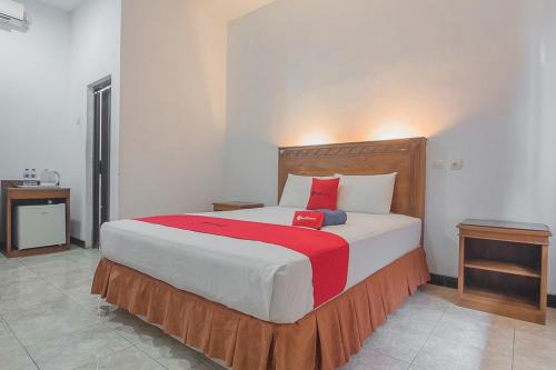 RedDoorz Plus near RSUD Majalengka in Majalengka