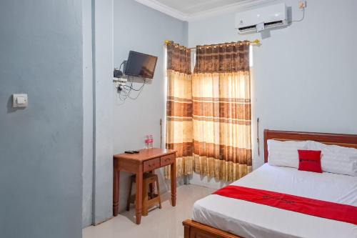 RedDoorz Syariah at Fariza Guesthouse Kendal in Brangsong