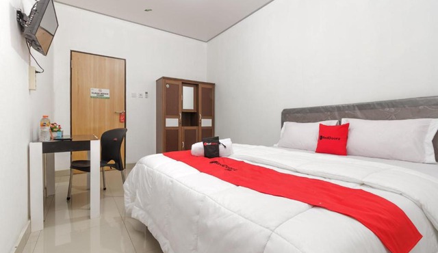 RedDoorz Syariah near RSU Suaka Insan Banjarmasin in Banjarmasin