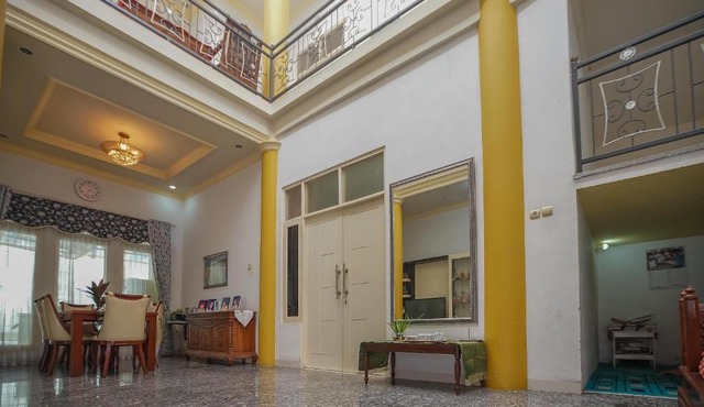 RedDoorz Syariah near Museum Lambung Mangkurat 2 in Banjarbaru
