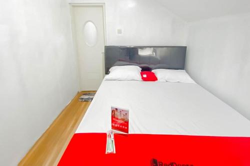 RedDoorz Syariah Plus At Cipanas Cianjur in Barukupa
