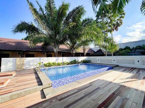 RedDoorz Syariah Plus near Banyuwangi Airport in Dadapan