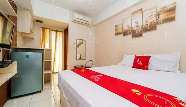 RedLiving Apartemen Green Lake View Ciputat - Pelangi Rooms 1 Tower E in Pondokcabe Hilir