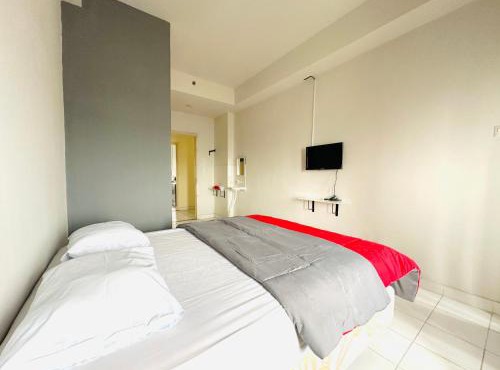 RedLiving Apartment @ Dramaga Tower by Liana Room in Bubulak 3
