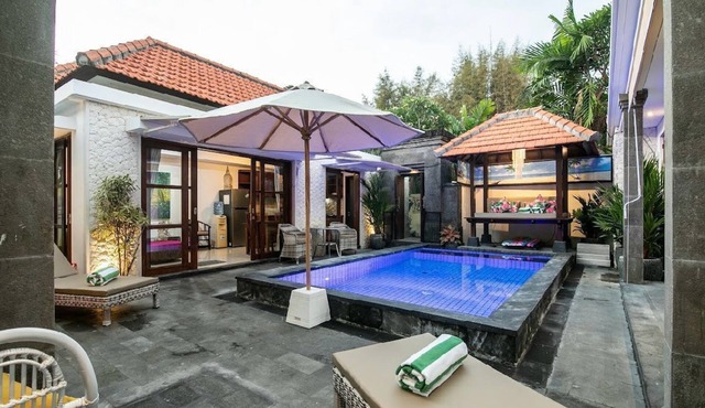 REEF VILLA SANUR BEACHn3 mins walk to beach & shops, private pool in Bali