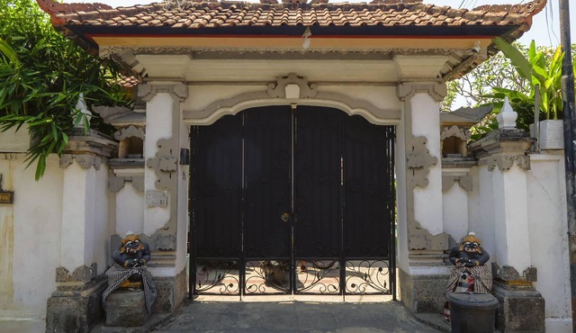 Renewal 3bed family pool Villa,5 minutes to the Karang Beach Sanur in Bali