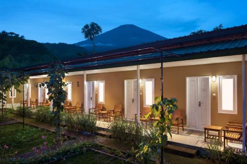 Rinjani Garden Syariah by ecommerceloka in Sembalun Lawang