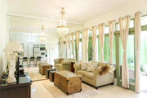 Riverdale Villa Bandung in Bongkor