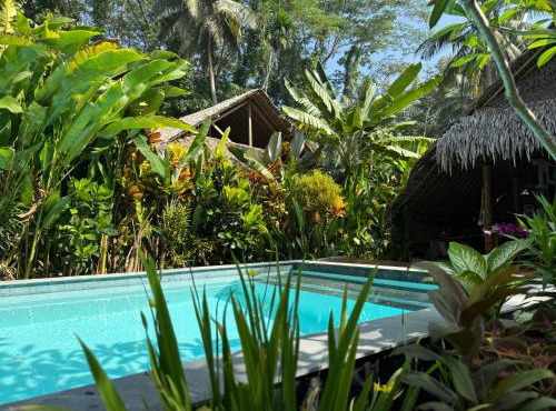 RNV Eco Resort Bungalows in Batukaras