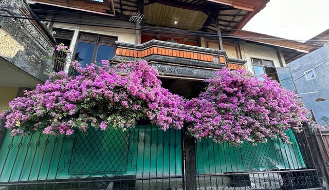 Rodin Hostel Bali Seminyak in Denpasar